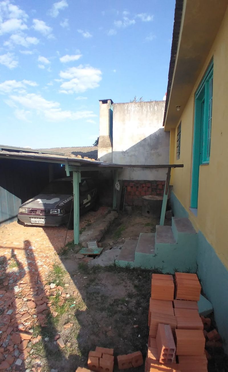 Casa 3 quarto(s)  no bairro JOO GOULART em SANTA MARIA