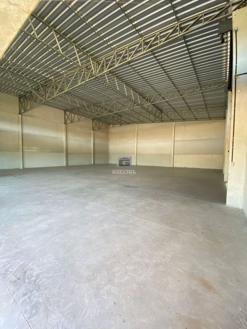 Pavilho no bairro URLANDIA em SANTA MARIA
