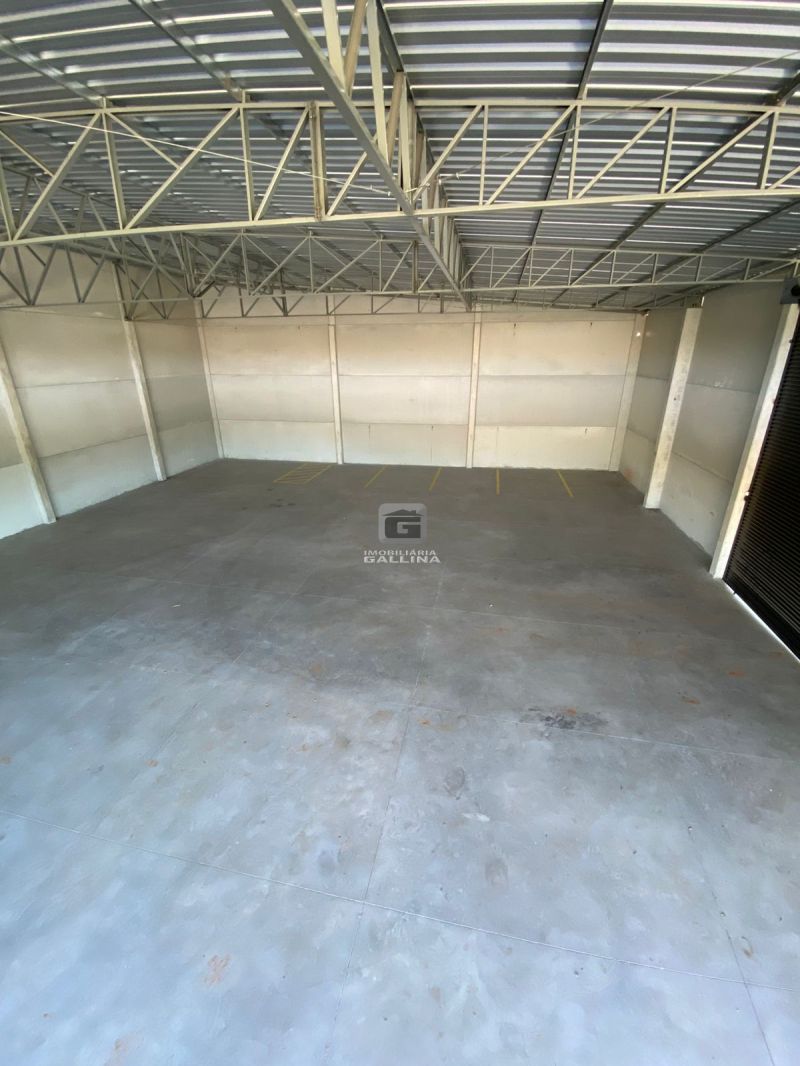 Pavilho no bairro URLANDIA em SANTA MARIA