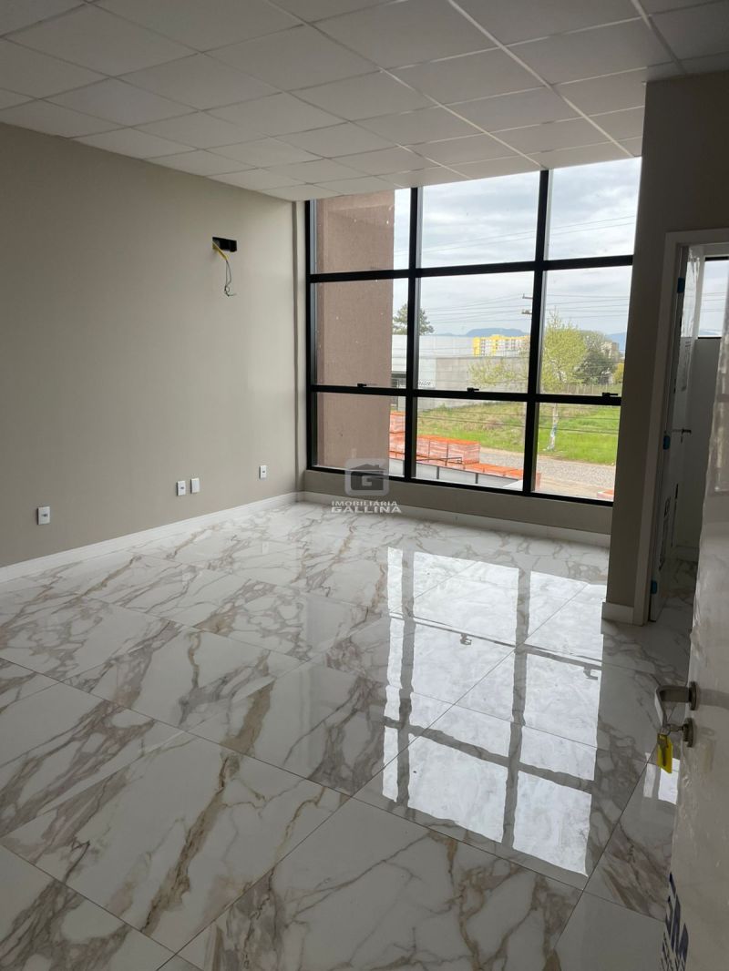 Sala no bairro CAMOBI em SANTA MARIA