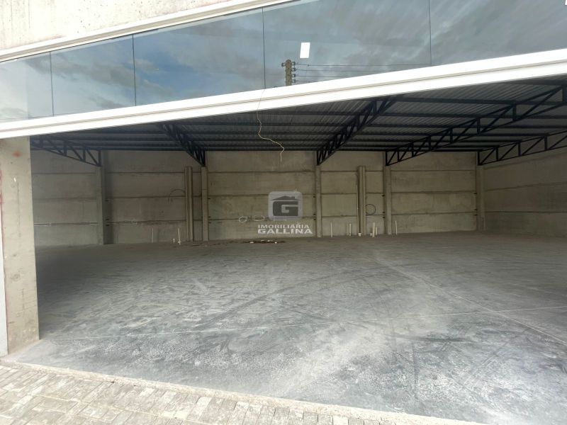 Pavilho no bairro CAMOBI em SANTA MARIA