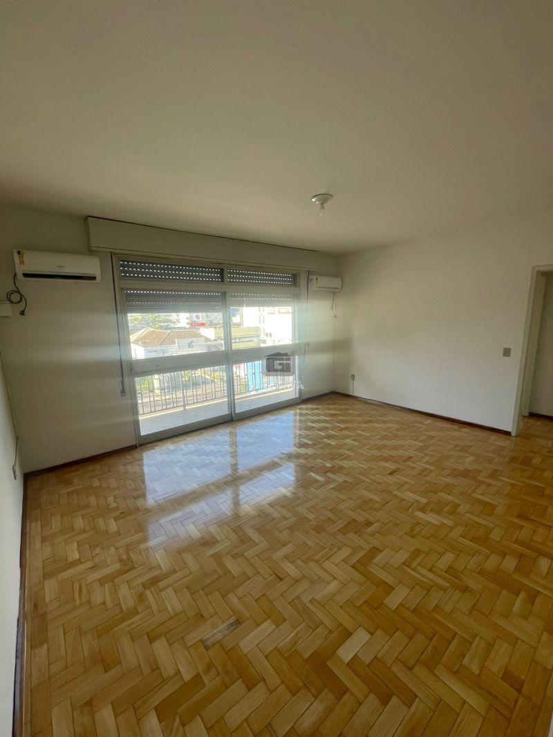 Apto 4 quarto(s)  no bairro NOSSA SENHORA DAS DORES em SANTA MARIA