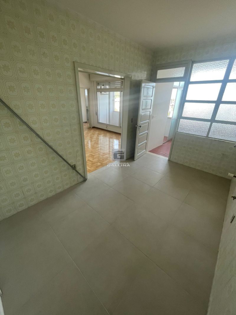 Apto 4 quarto(s)  no bairro NOSSA SENHORA DAS DORES em SANTA MARIA