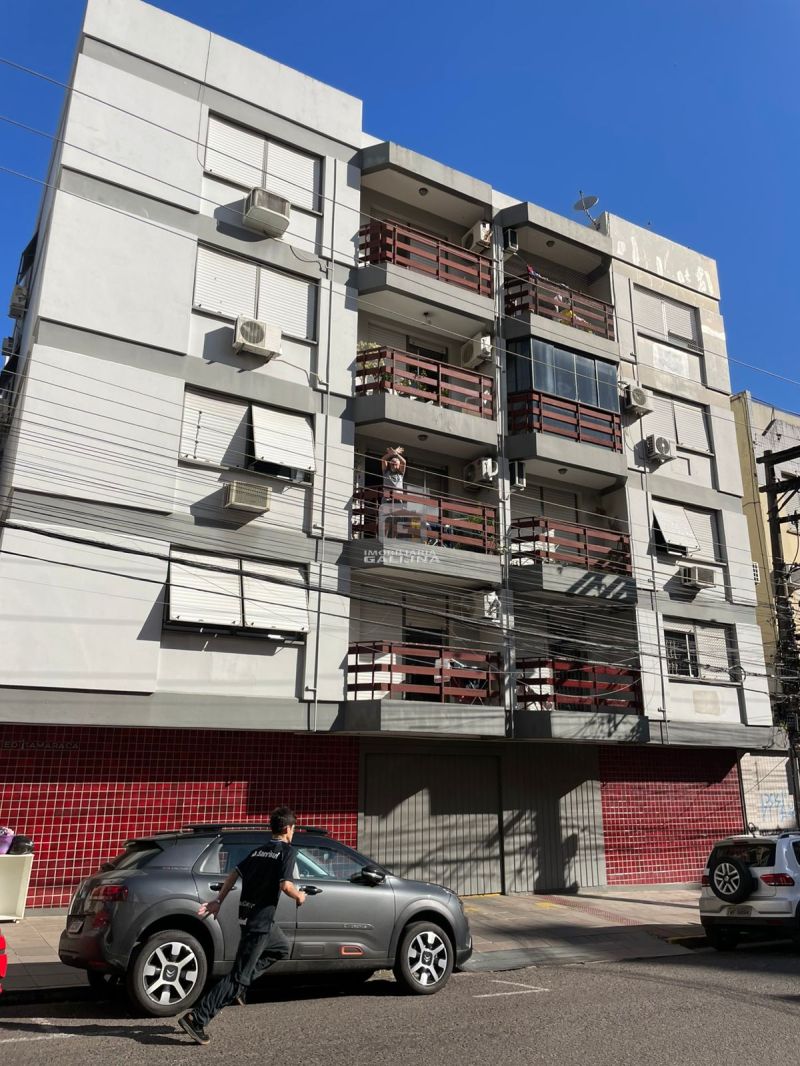 Apto 4 quarto(s)  no bairro CENTRO em SANTA MARIA