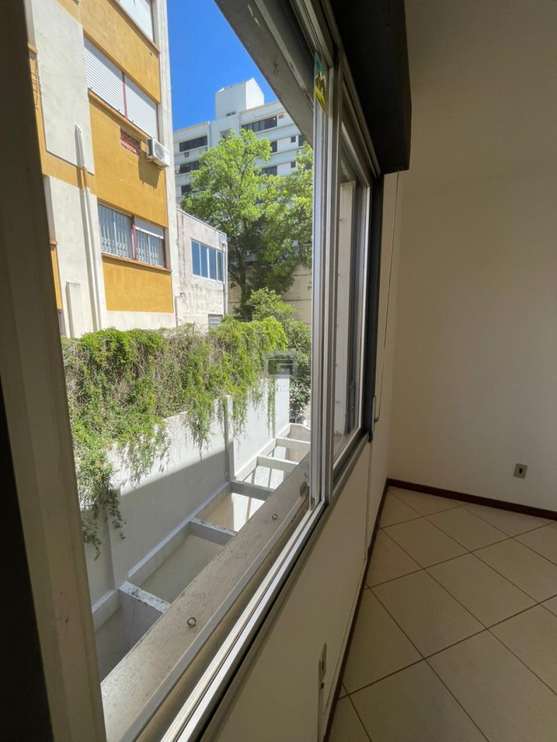 Apto 4 quarto(s)  no bairro CENTRO em SANTA MARIA