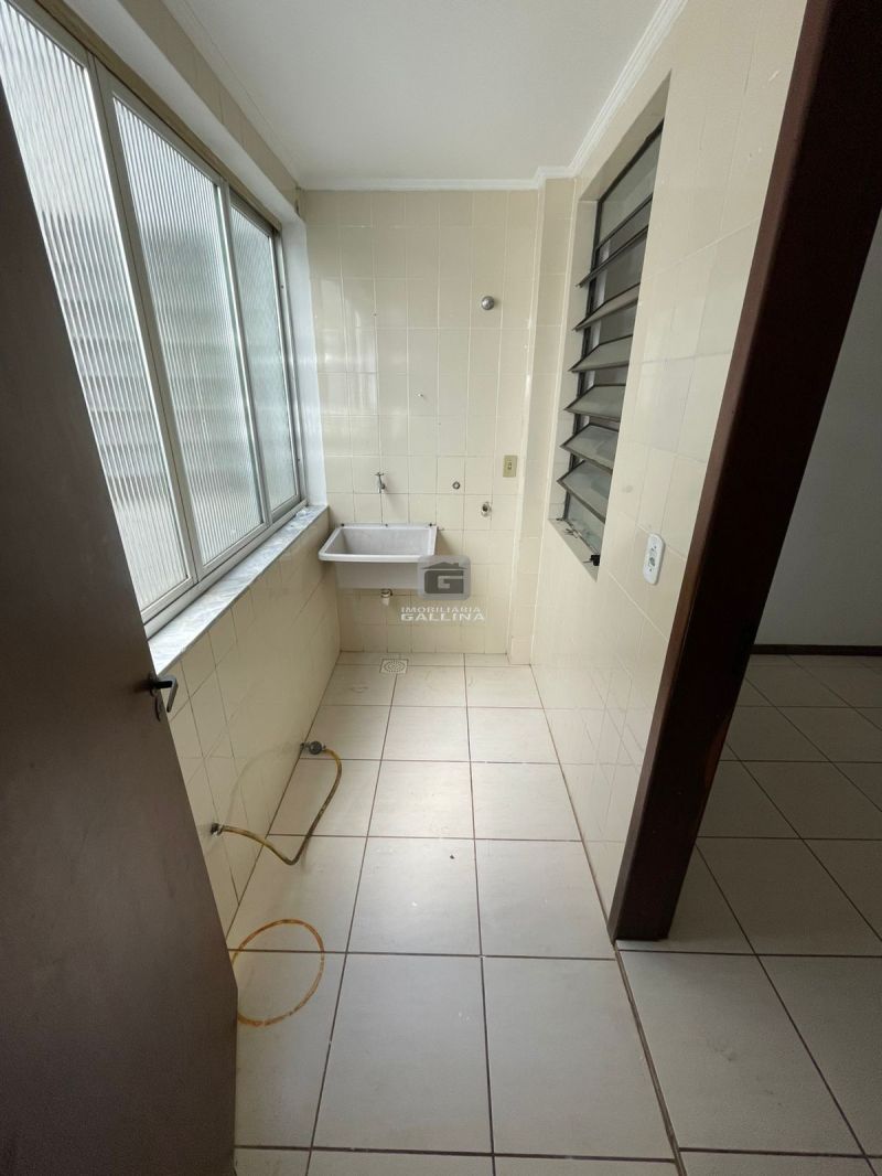 Apto 4 quarto(s)  no bairro CENTRO em SANTA MARIA