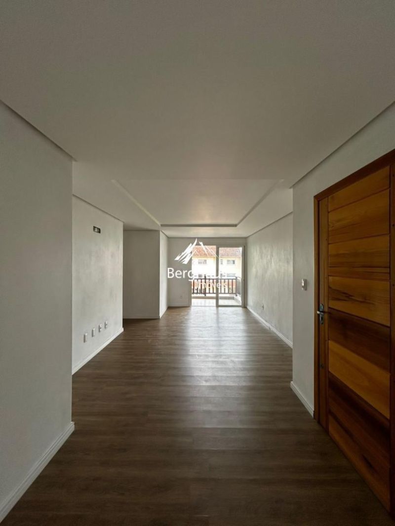 APARTAMENTO 2 DORMITRIOS - CENTRO