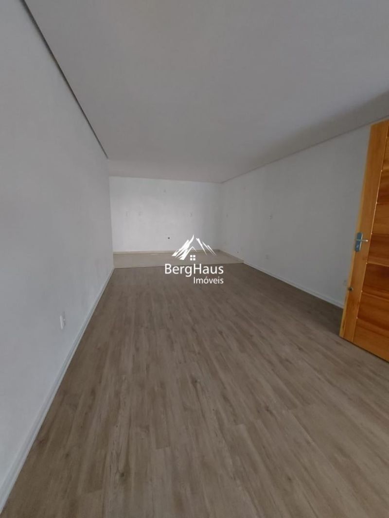 APARTAMENTO 3 DORMITRIOS - CENTRO