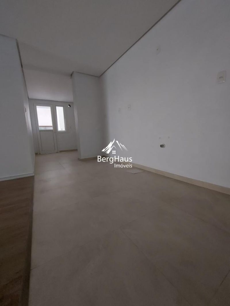 APARTAMENTO 3 DORMITRIOS - CENTRO