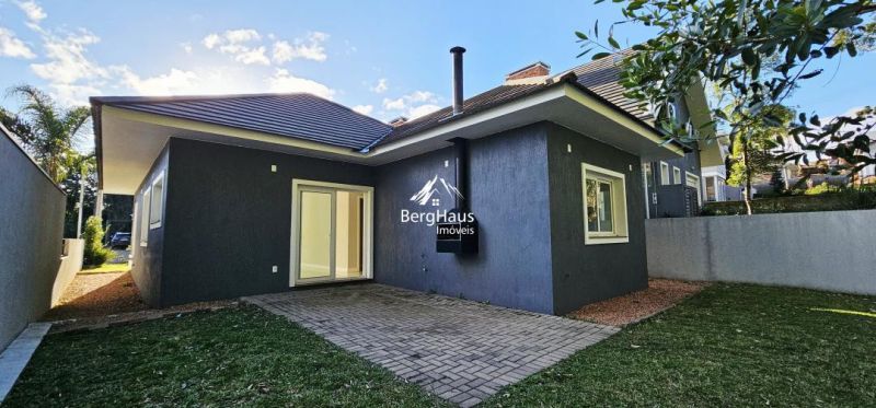 CASA 3 DORMITRIOS  VENDA- LINHA IMPERIAL