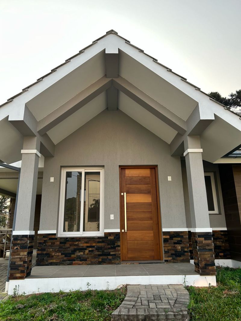 CASA Á VENDA - LINHA IMPERIAL