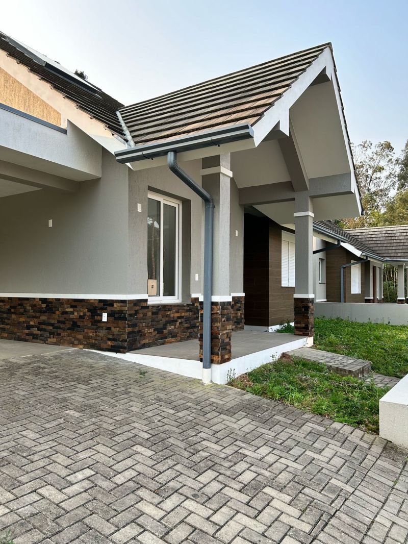 CASA Á VENDA - LINHA IMPERIAL