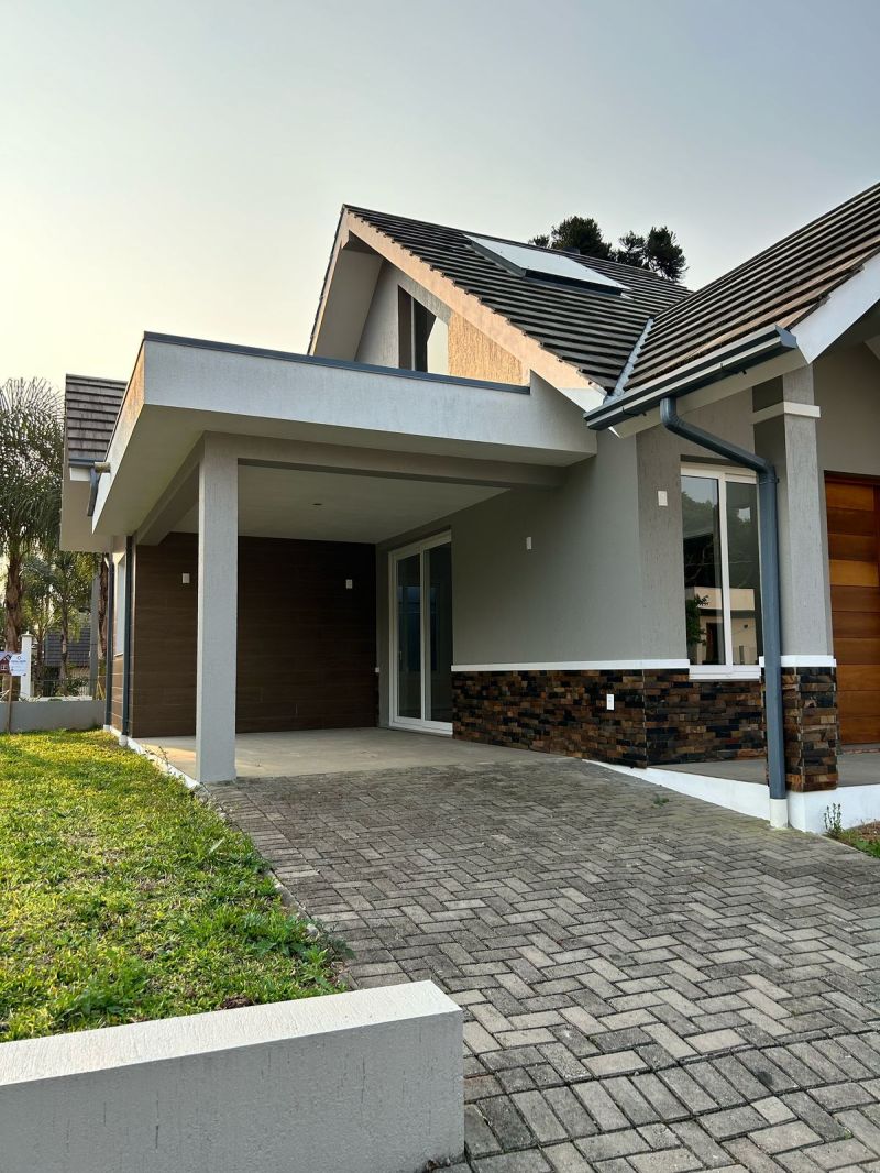 CASA Á VENDA - LINHA IMPERIAL