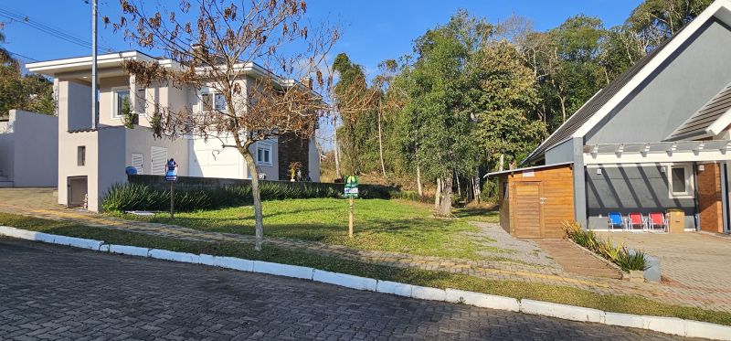 TERRENO - LINHA IMPERIAL