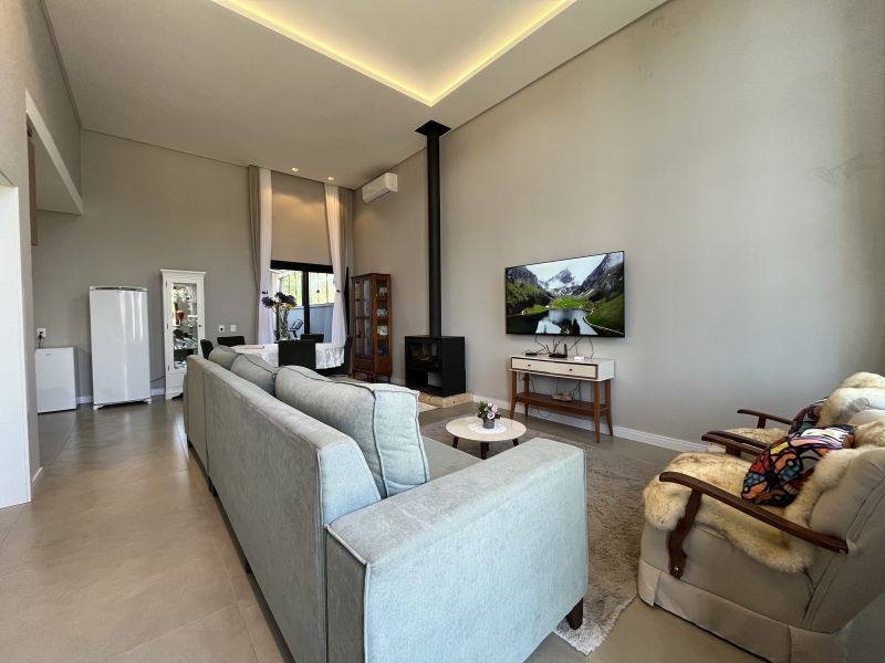 CASA 3 DORMITRIOS - VILA GERMNIA
