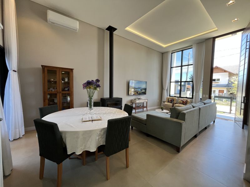 CASA 3 DORMITRIOS - VILA GERMNIA