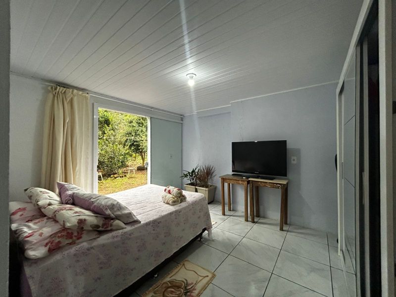 CASA PAVIMENTO INFERIOR- VILA GERMNIA