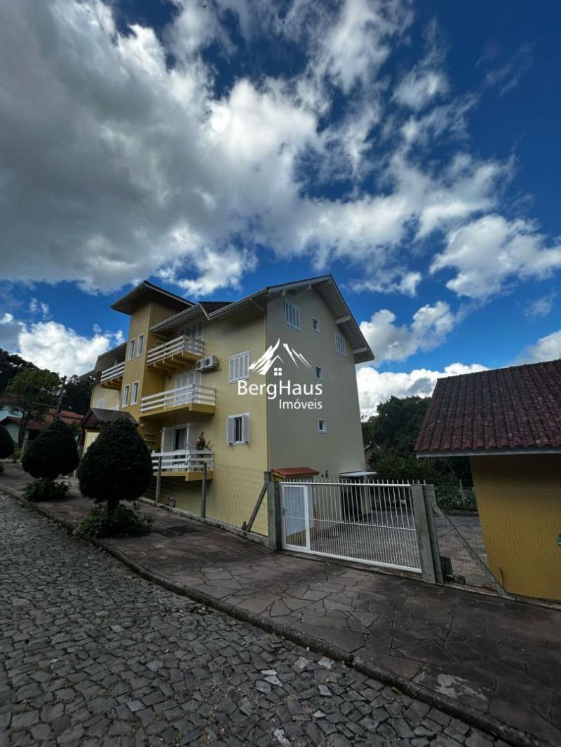 APARTAMENTO 3 DORMITRIOS - CENTRO