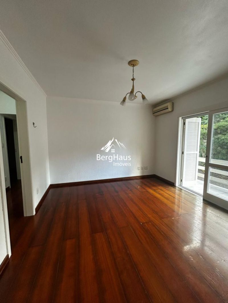 APARTAMENTO 3 DORMITRIOS - CENTRO