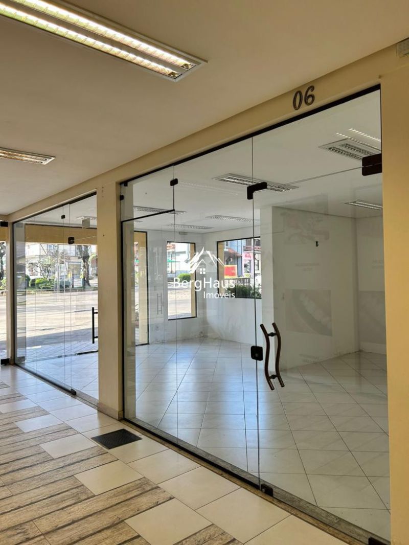 SALA COMERCIAL - CENTRO