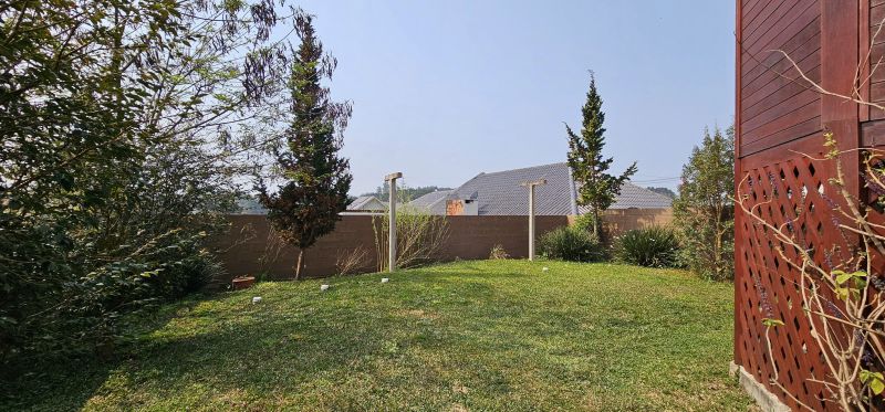 CASA 4 DORMITÓRIOS - LINHA IMPERIAL