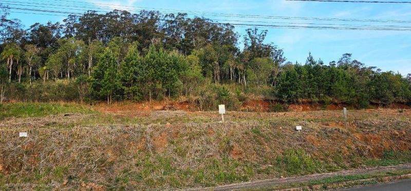 TERRENOS Á VENDA- LINHA IMPERIAL