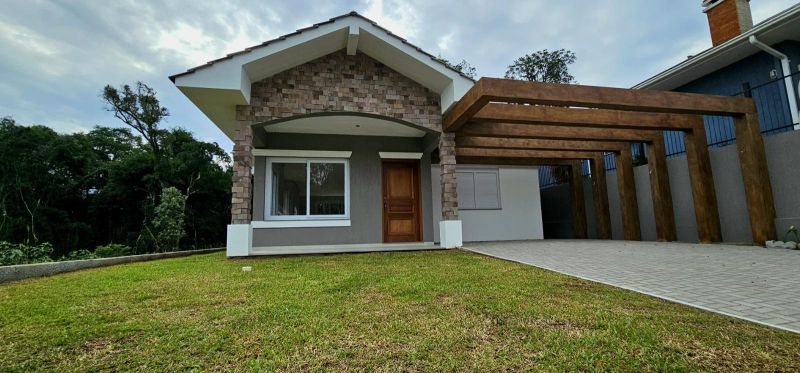 CASA Á VENDA 3 DORMITÓRIOS- LINHA IMPERIAL