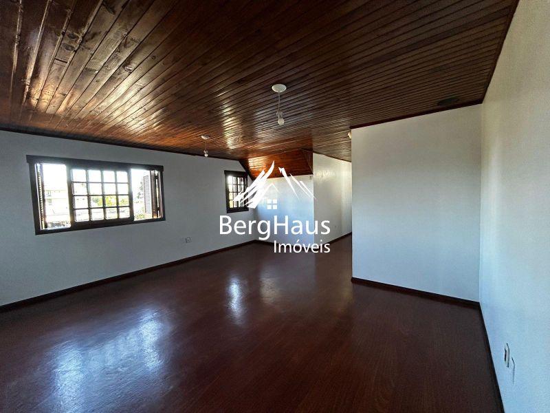 APARTAMENTO 2 DORMITRIOS - CENTRO
