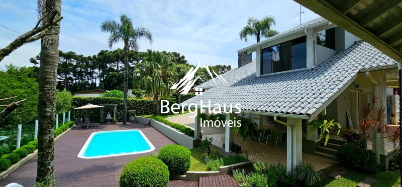 CASA 3 DORMITÓRIOS MOBILIADO- CENTRO