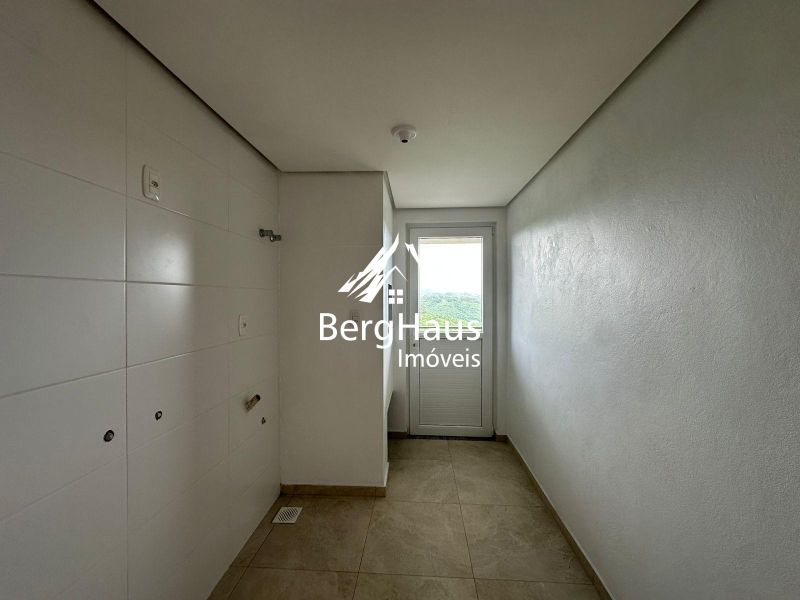 APARTAMENTO 2 DORMITRIOS - CENTRO