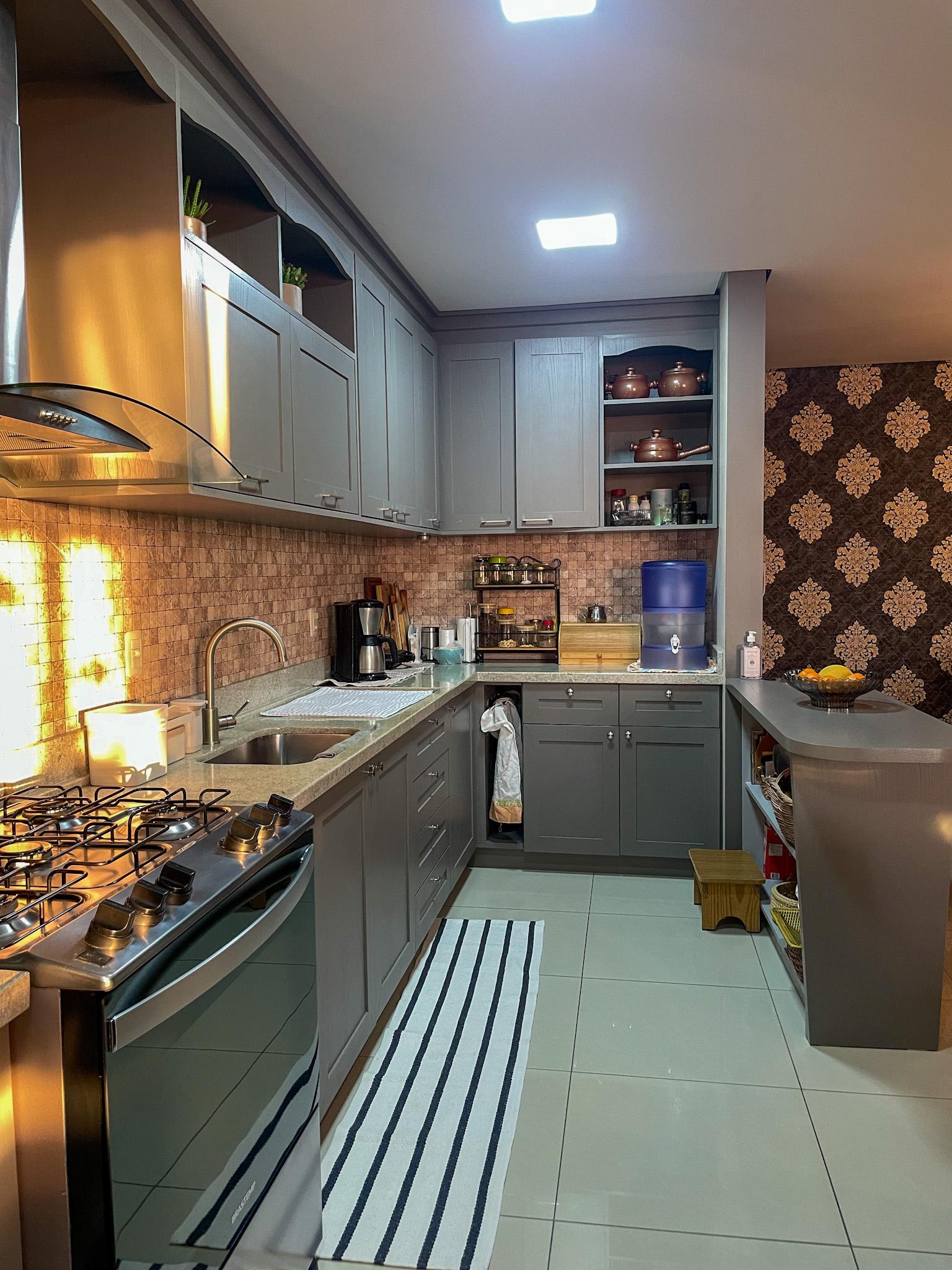 APARTAMENTO MOBILIADO 3 DORM. - POUSADA DA NEVE