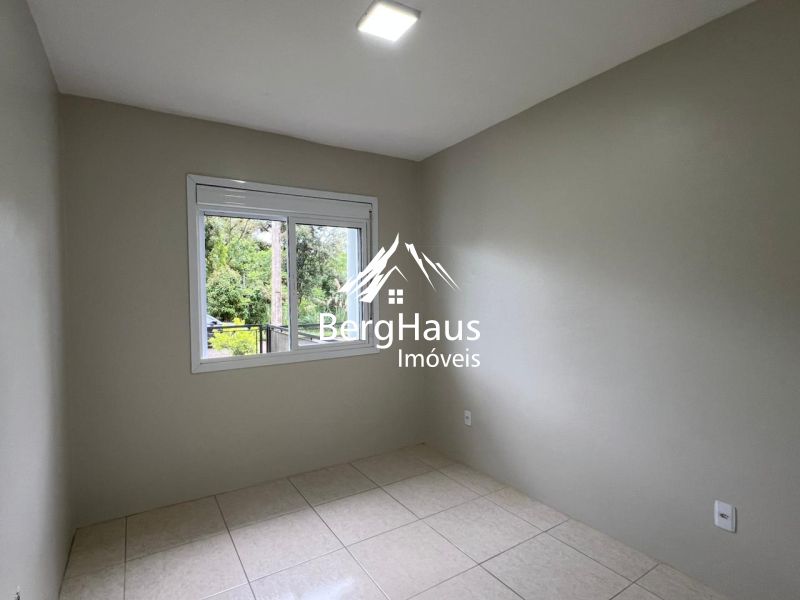 CASA 2 DORMIT�RIOS - VILA GERM�NIA