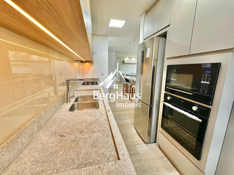 APARTAMENTO 2 DORMITÓRIOS- POUSADA DA NEVE 