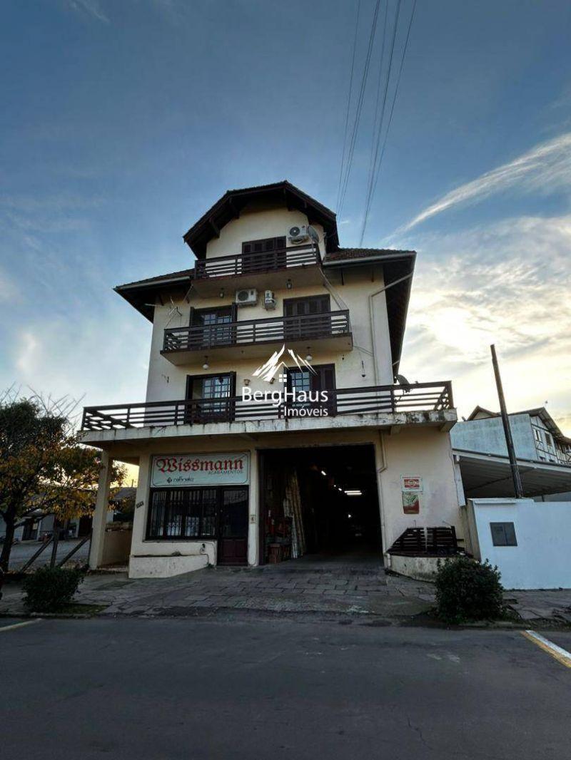 APARTAMENTO 3 DORMIT.- CENTRO