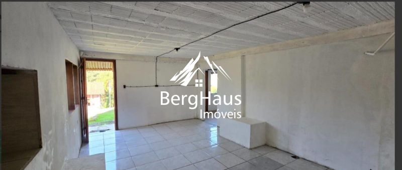 KITNET PAVIMENTO INFERIOR- PI�