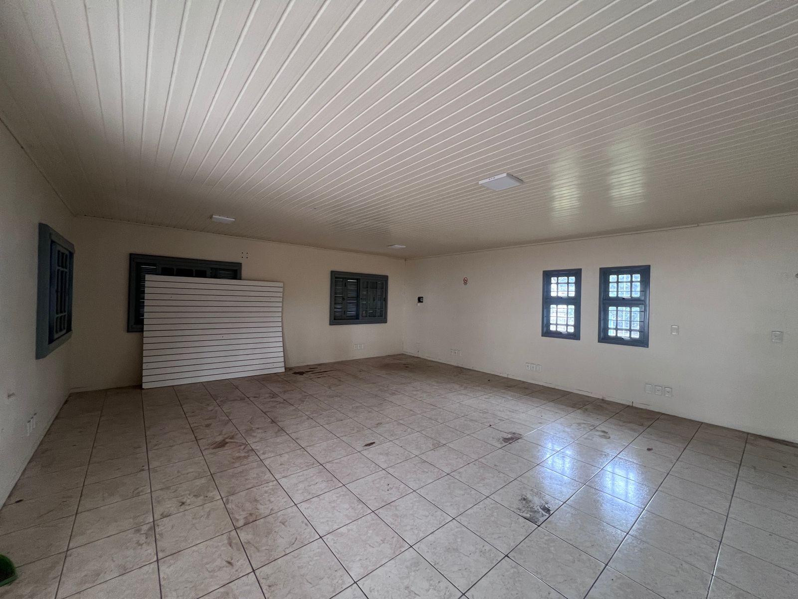 CASA COMERCIAL- VALE VERDE