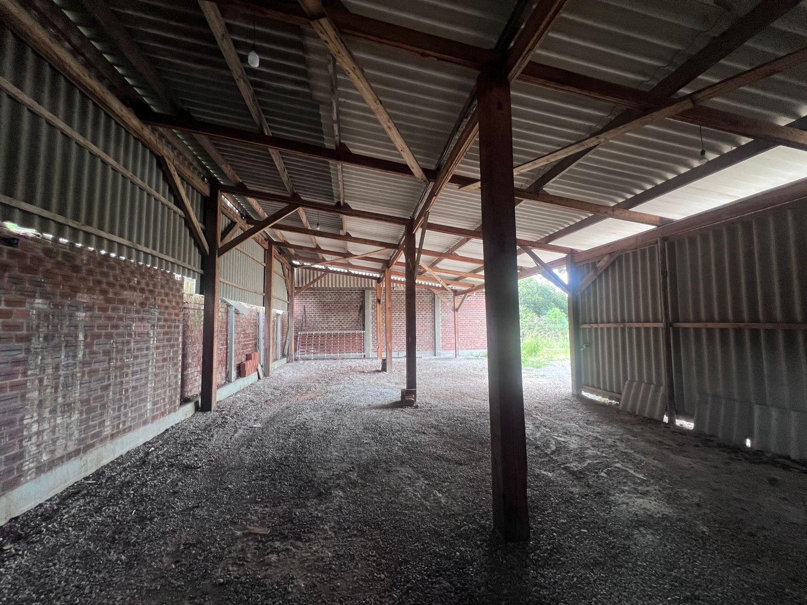 CASA COMERCIAL- VALE VERDE