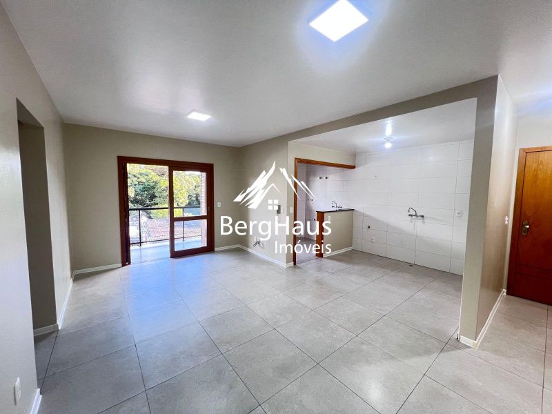 APARTAMENTO 2 DORMIT. - CENTRO