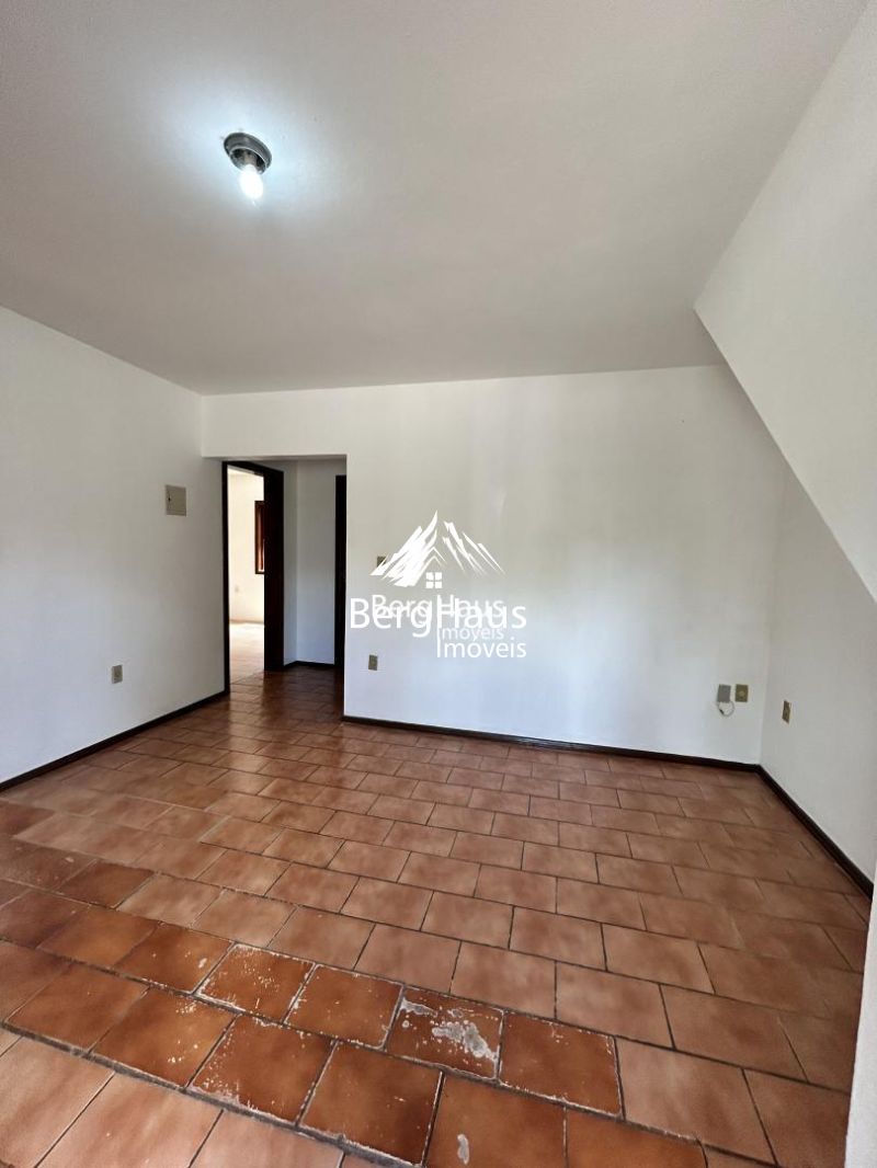APARTAMENTO 2 DORMIT. - PI�