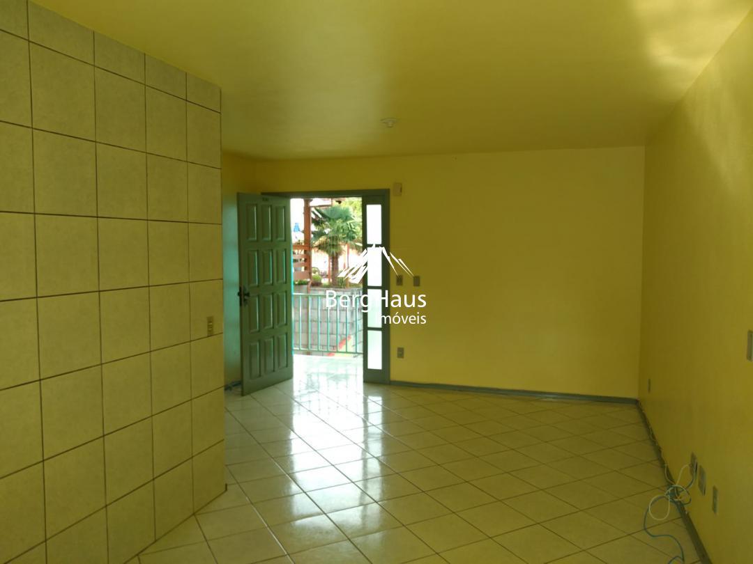 APARTAMENTO 2 DORMITORIOS- LOGRADOURO 