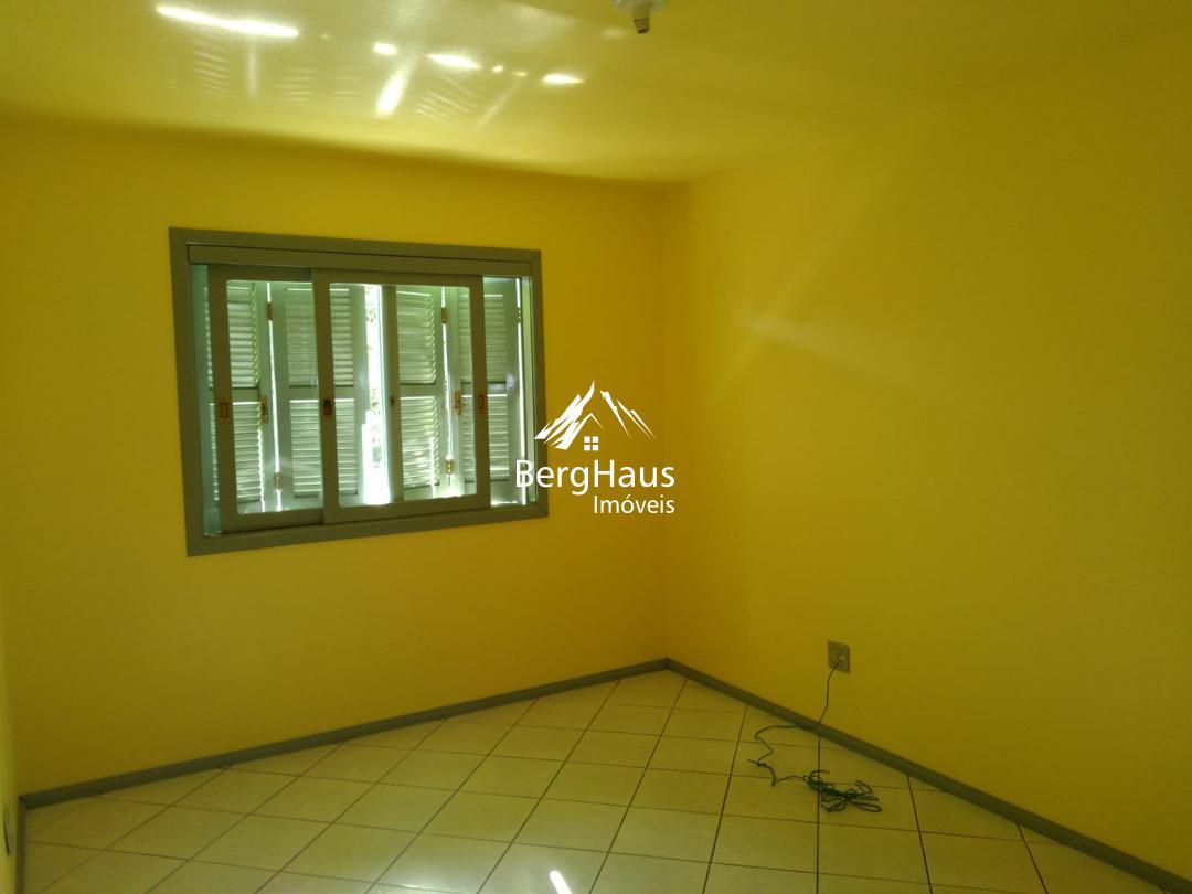 APARTAMENTO 2 DORMITORIOS- LOGRADOURO 