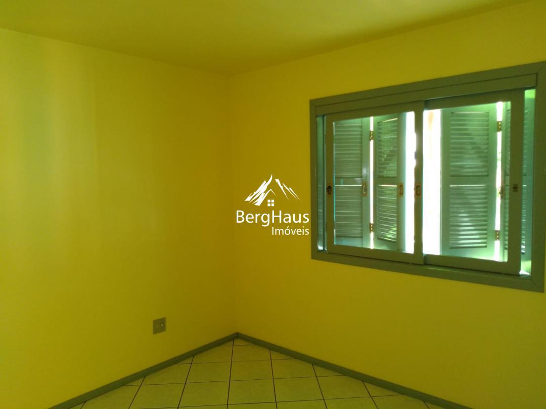APARTAMENTO 2 DORMITORIOS- LOGRADOURO 