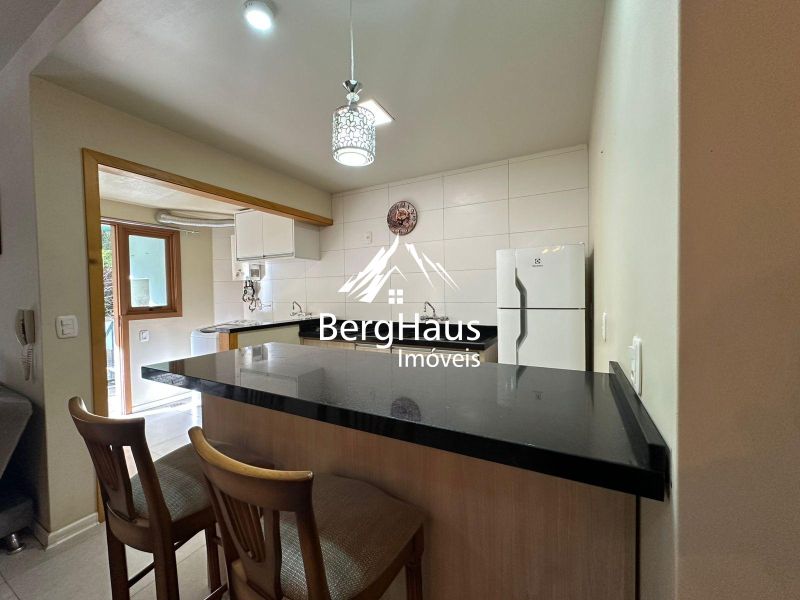 APARTAMENTO MOBILIADO - CENTRO