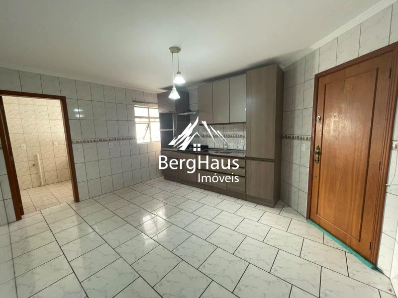 APARTAMENTO 3 DORMIT.- CENTRO