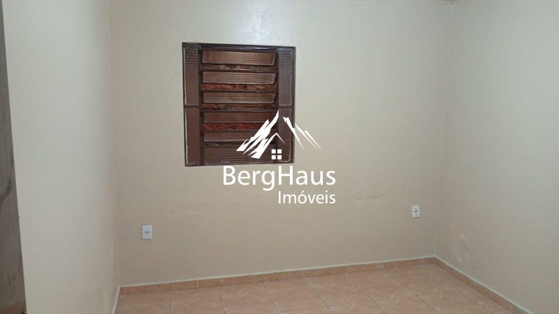 CASA PAVIMENTO INFERIOR - CENTRO