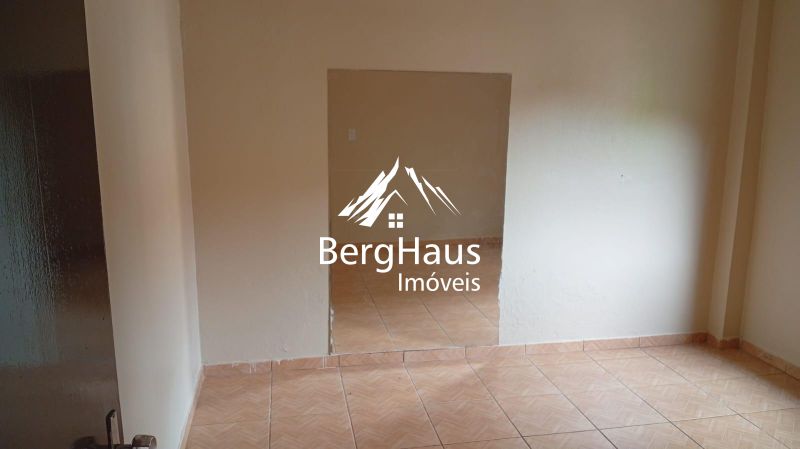 CASA PAVIMENTO INFERIOR - CENTRO