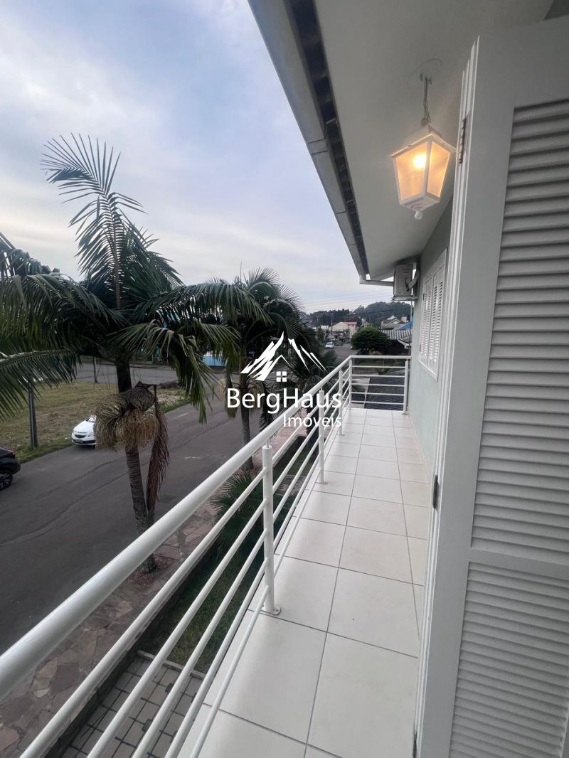 APARTAMENTO 1 DORMIT. - LOGRADOURO