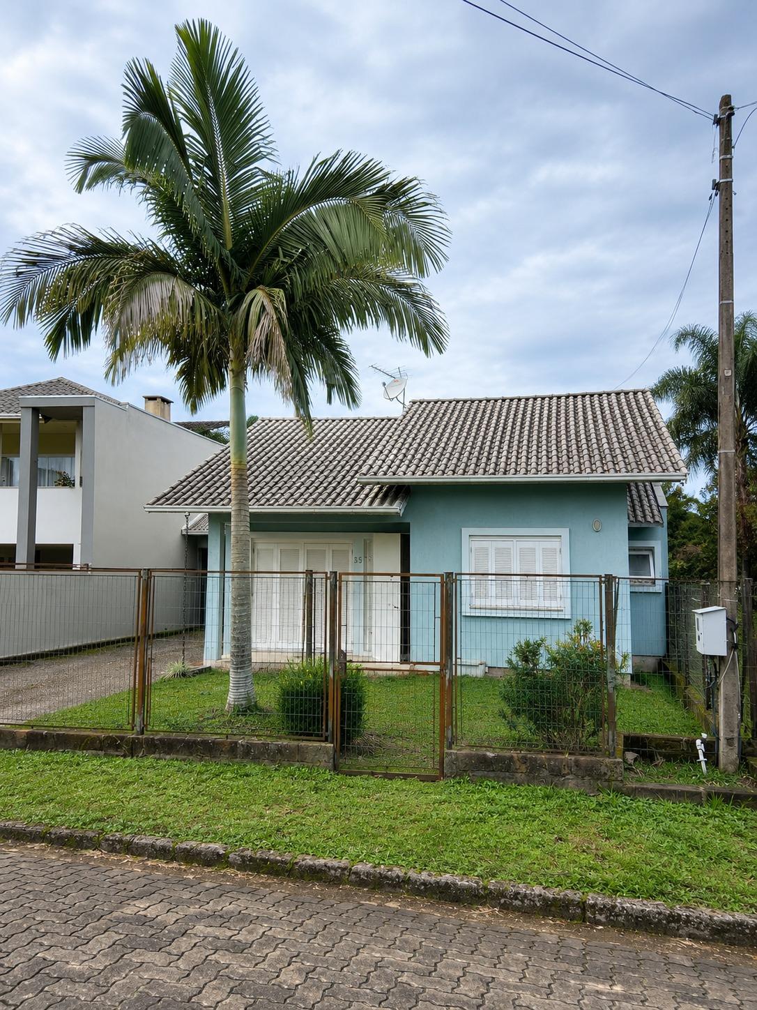 CASA 3 DORMIT�RIOS - PI�