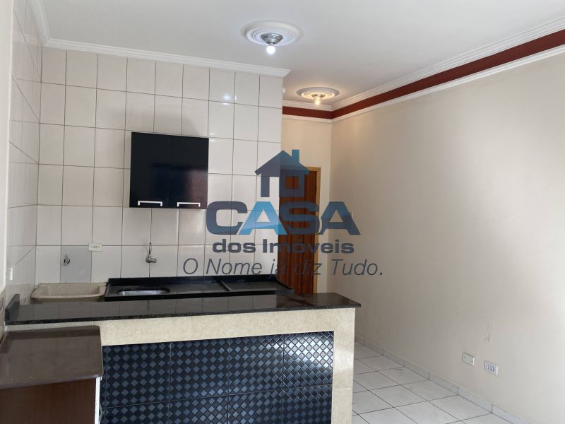 Kitnet no Centro de São Roque!