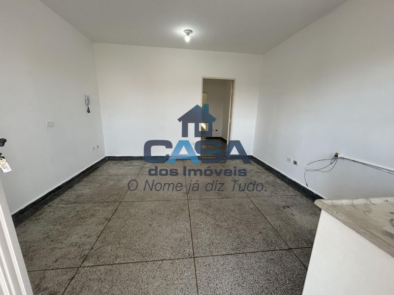 Kitnet com garagem | Jardim Flórida